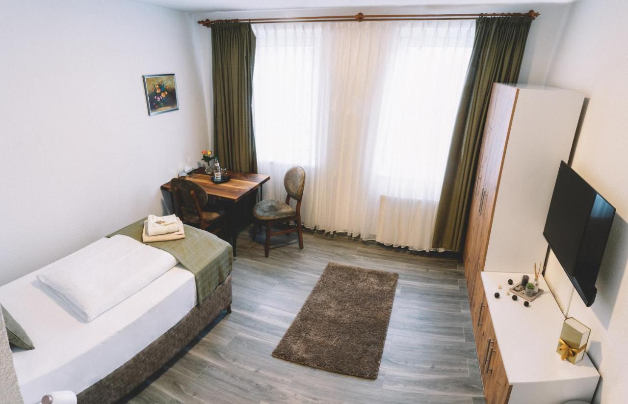 E&B Hotel Korb Buitenkant foto